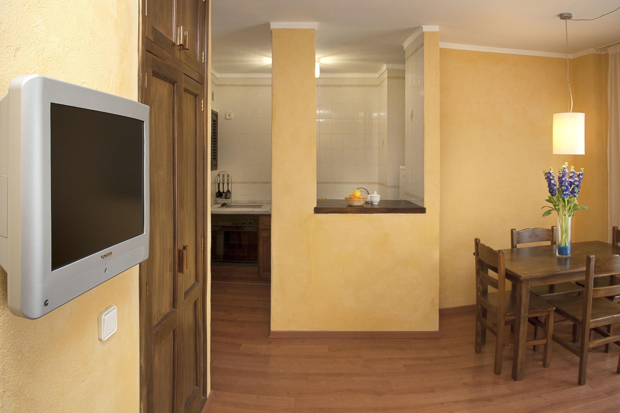Apartamentos Parot Quality Santa Eularia des Riu Buitenkant foto