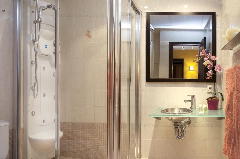 Apartamentos Parot Quality Santa Eularia des Riu Kamer foto